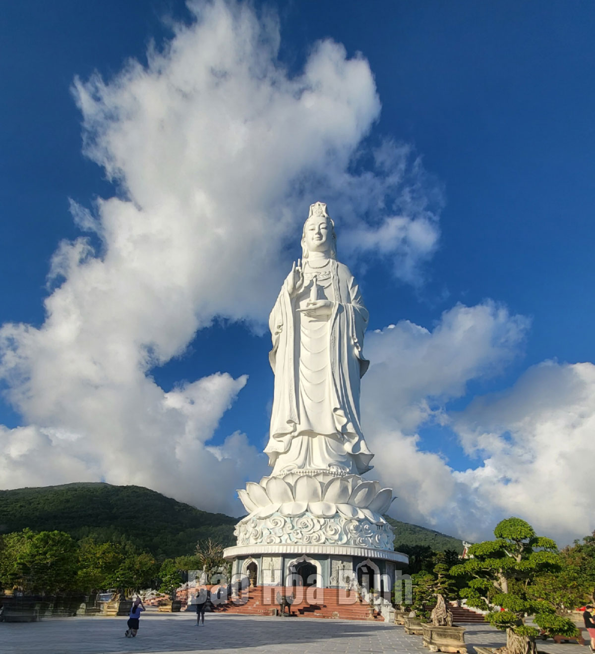 Thuê xe máy Đà Nẵng khám phá bán đảo Sơn Trà