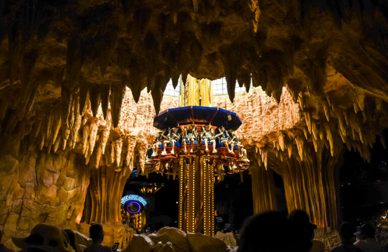 Khu vui chơi trong nhà Fantasy Park, Bà Nà Hills